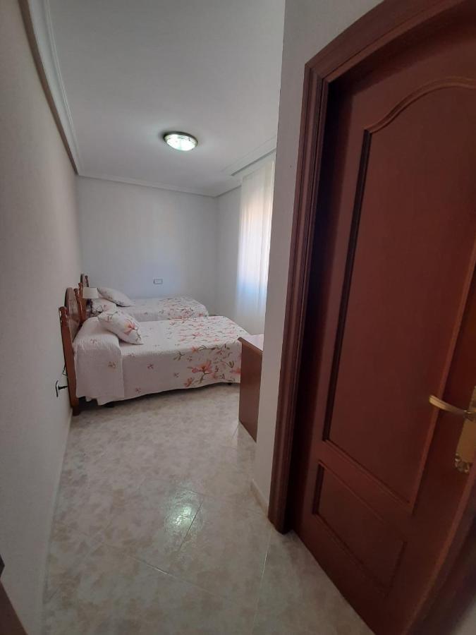 Hostal Restaurante El Abad Abadia Luaran gambar