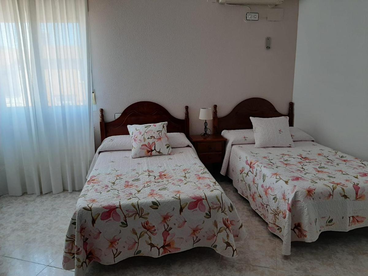 Hostal Restaurante El Abad Abadia Luaran gambar